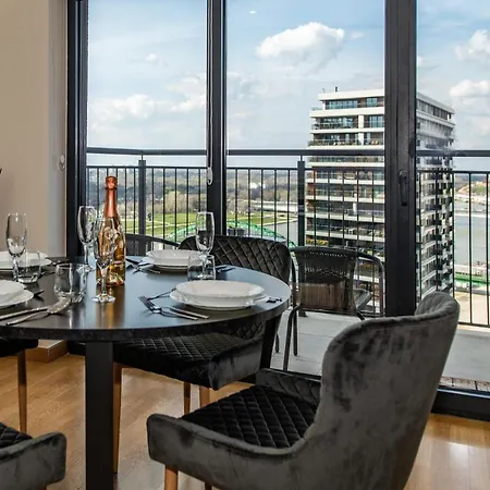 Luxury In Waterfront With Views * Belgrade