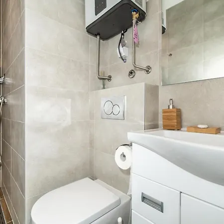 Luxury In Waterfront With Views Belgrade