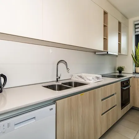 Apartment Luxury In Waterfront With Views Belgrade